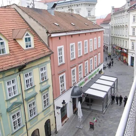 아파트 Old Centre - Rybarska Brana 브라티슬라바